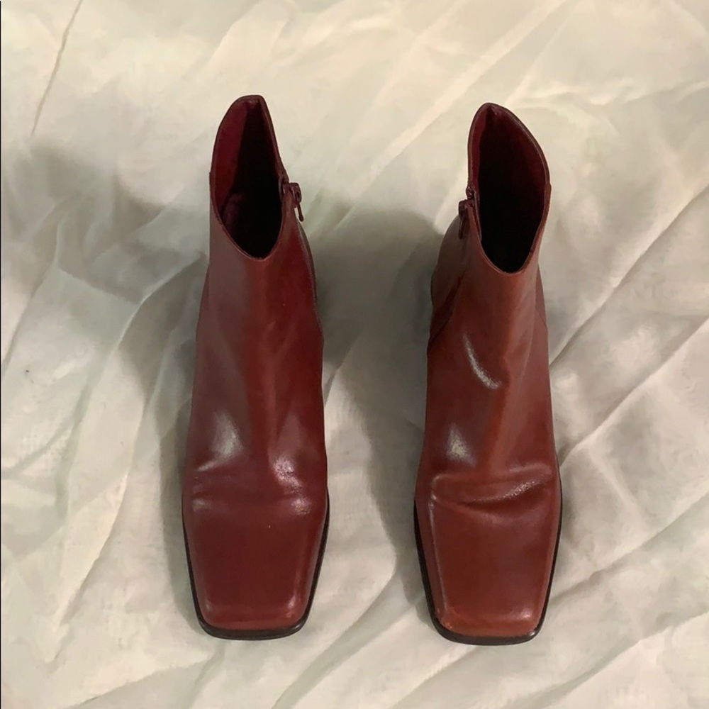 Gianni Bini red booties